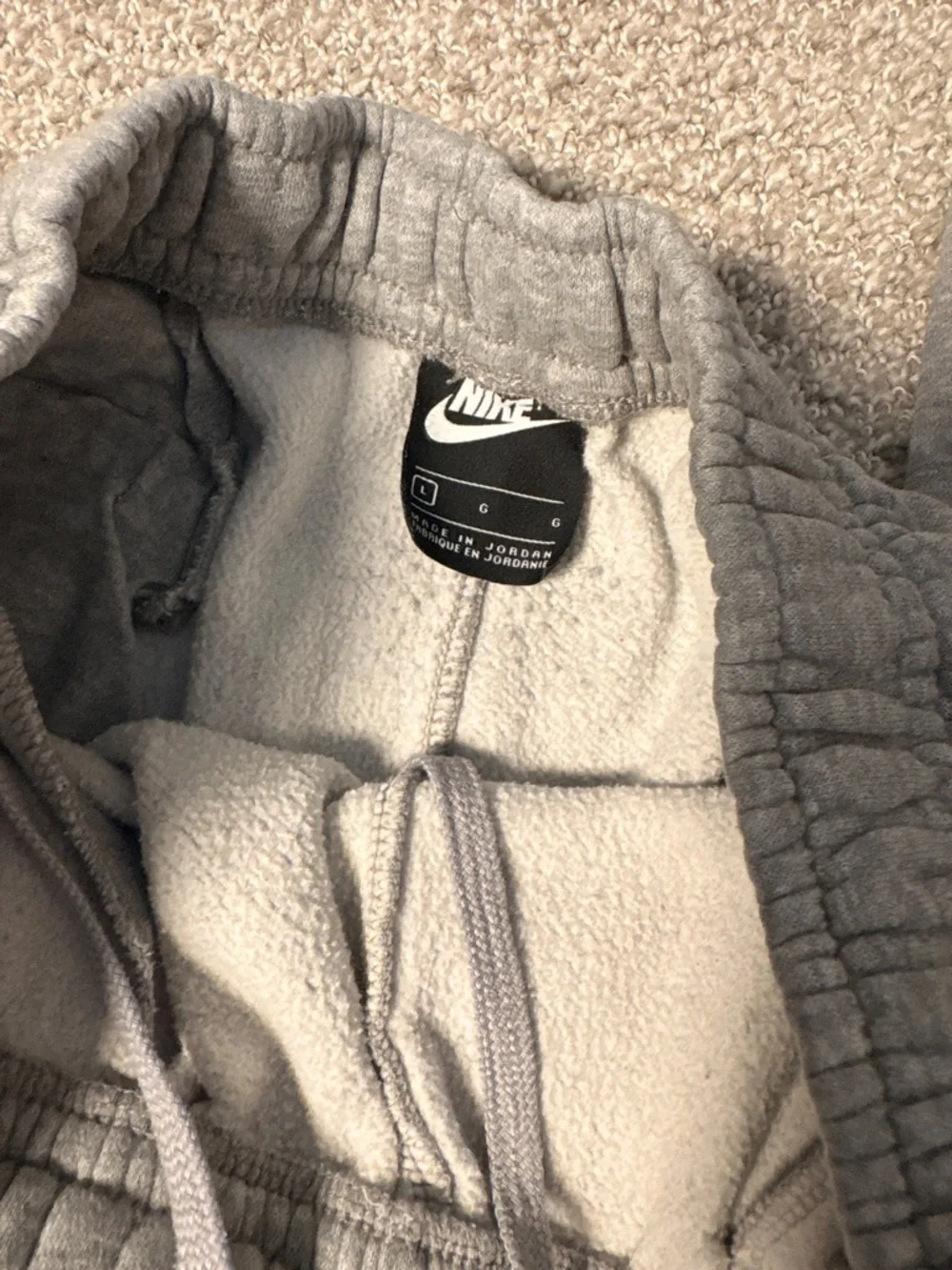 Nike Gray Fleece Sweatpants with White Logo - Picture 3 of 4